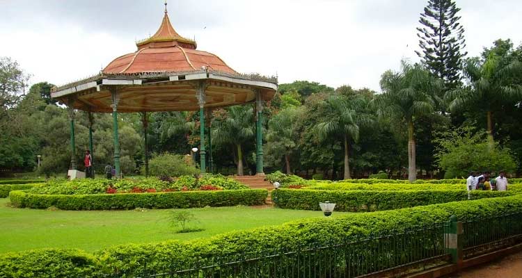 Cubbon Park Bangalore Tourist Attraction
