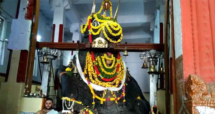 Nandi / Bull Temple Bangalore Tourist Attraction