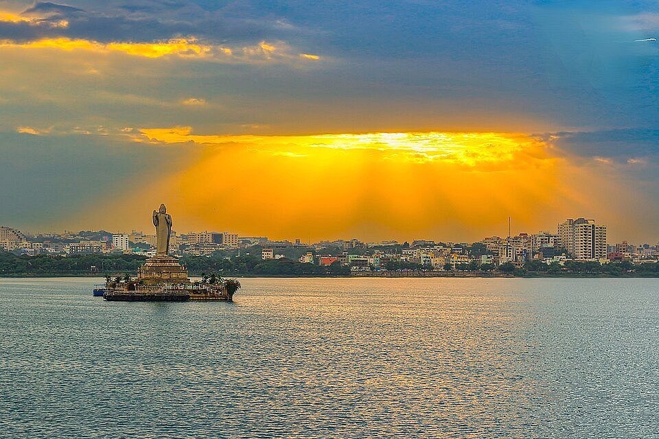 Tank Bund, Hyderabad